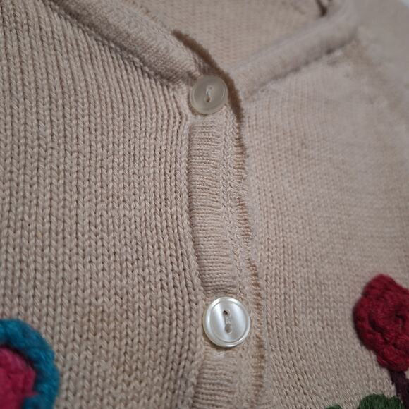 Chasing Fireflies embroidered floral crocheted hem cardigan - Picture 5 of 13